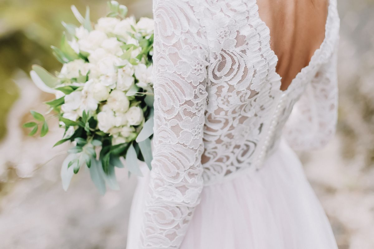 Beaded lace for a sparkling wedding dress
